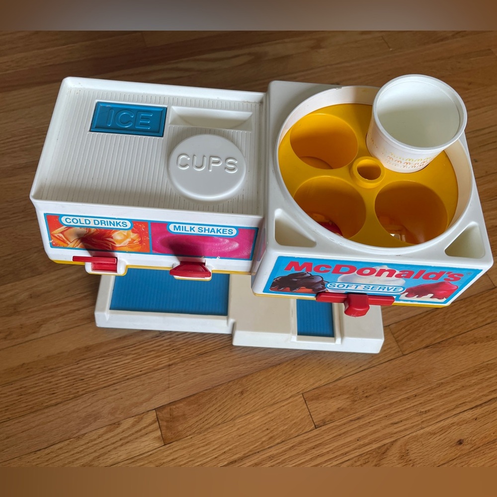 Vintage 1988 Fisher Price McDonald's soft serve ice cream station playset